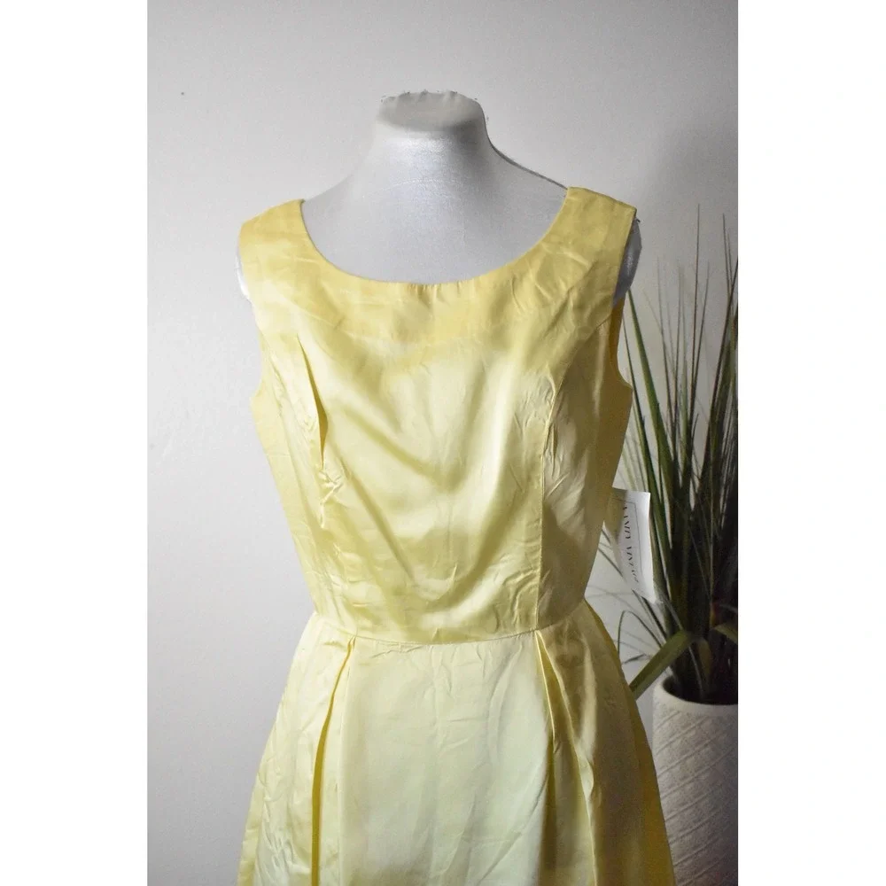 Mini Dress Womens XS Yellow 60s Mod Pleated Sleeveless Cocktail Retro - Picture 2 of 8